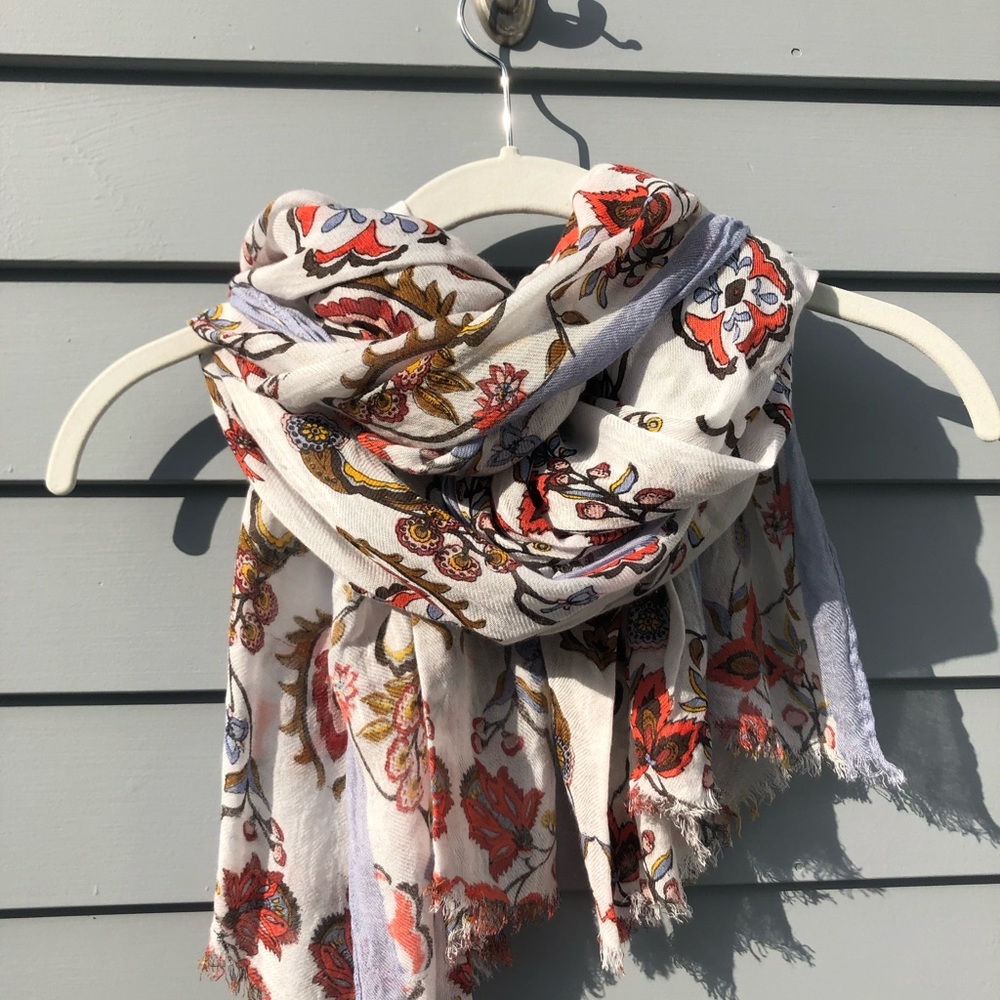 LOFT summer scarf